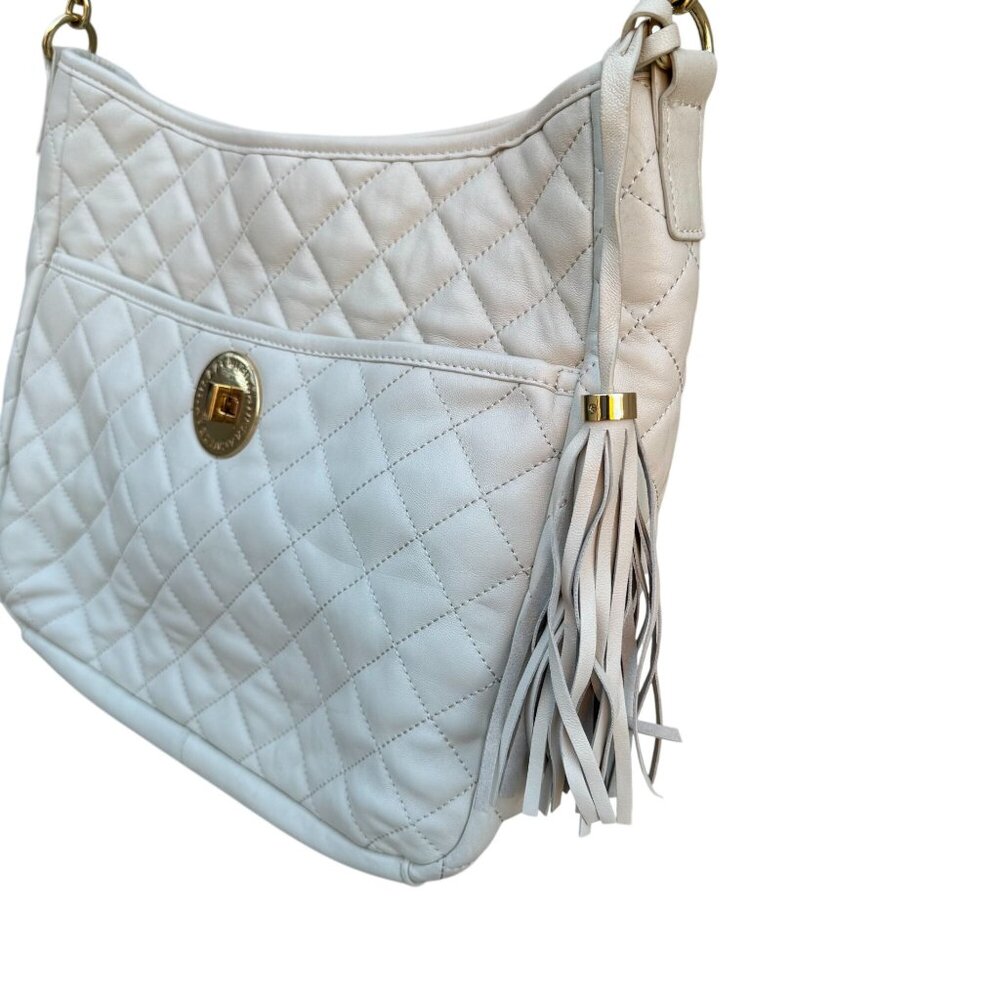 Isaac Mizrahi Quilted Leather Shoulder Bag Tassel Gold Chain Straps Ivory Beige - Picture 12 of 13